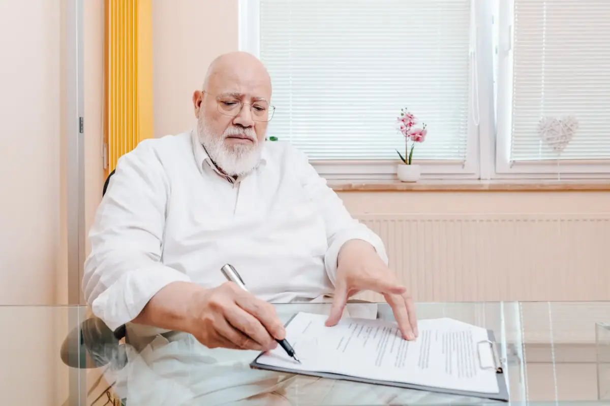 ärztliches Attest im Schmerztherapie und Osteopathie Zentrum Wien